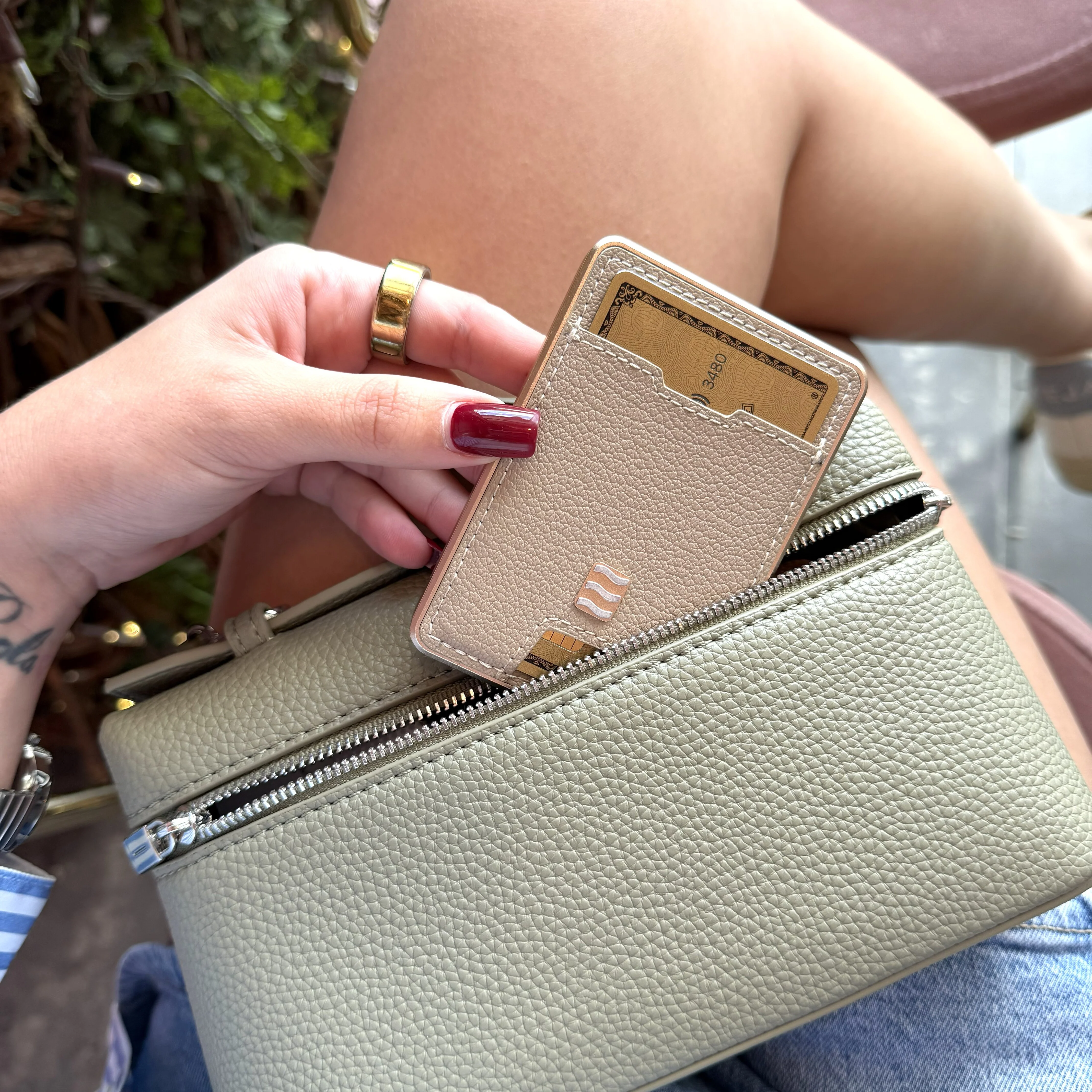 Venice Card Holder - Image 6
